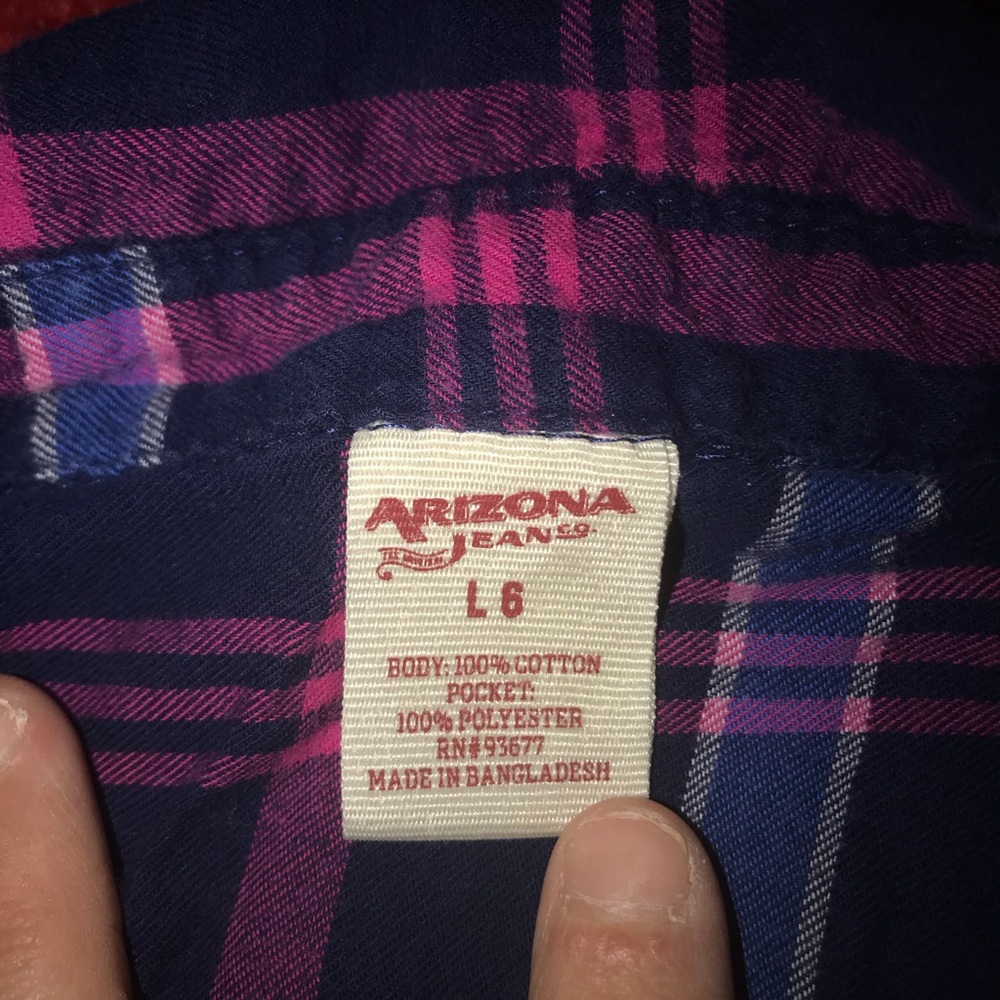Button down - Picture 2 of 2